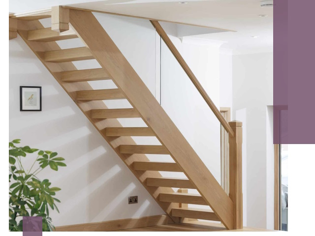 Изготовление деревянных лестниц под ключ в Копейске для дома