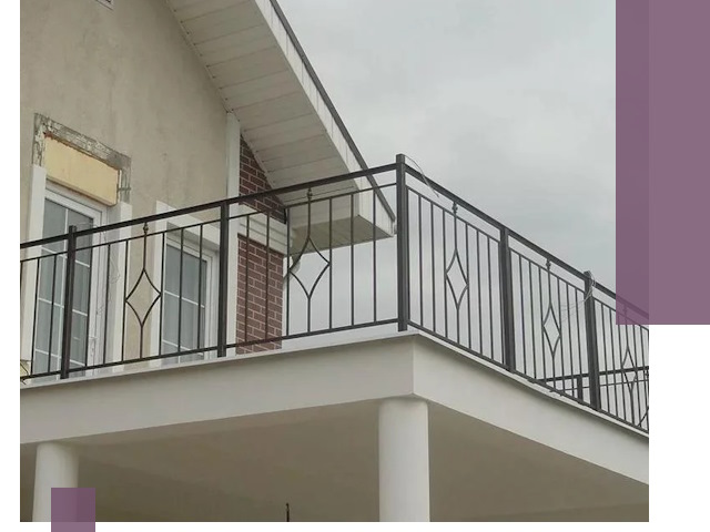 Изготовление балконных ограждений в Копейске из металла и стекла