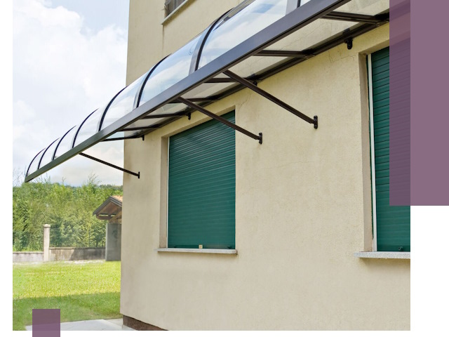 Козырьки над окнами в Копейске — изготовление и монтаж по выгоде