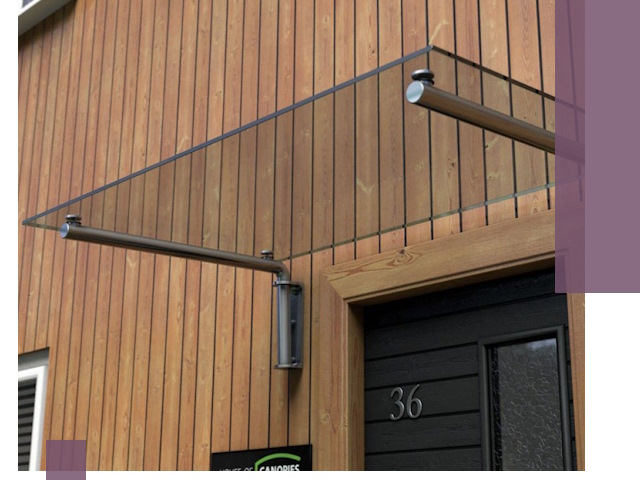 Стеклянные козырьки на входы и фасады в Копейске