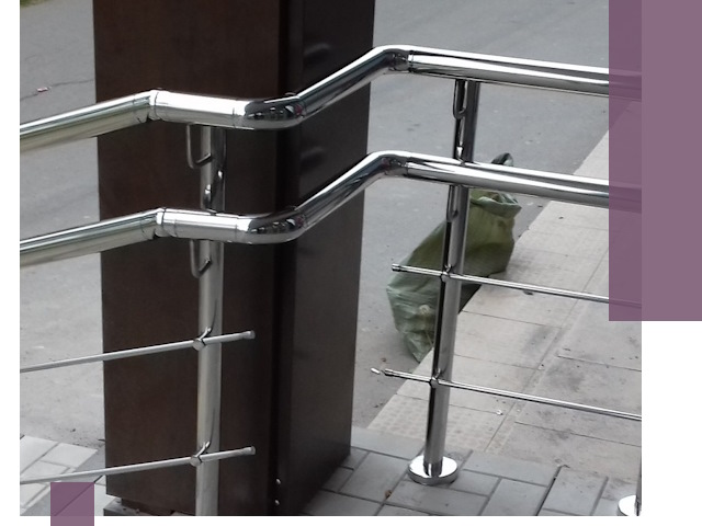 Монтаж поручней из нержавеющей стали в Копейске качественно и быстро